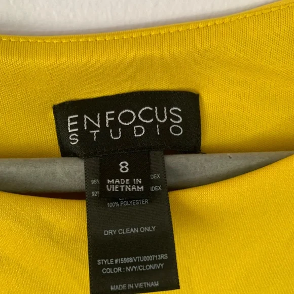 Navy blue dress with yellow and white - Picture 4 of 4